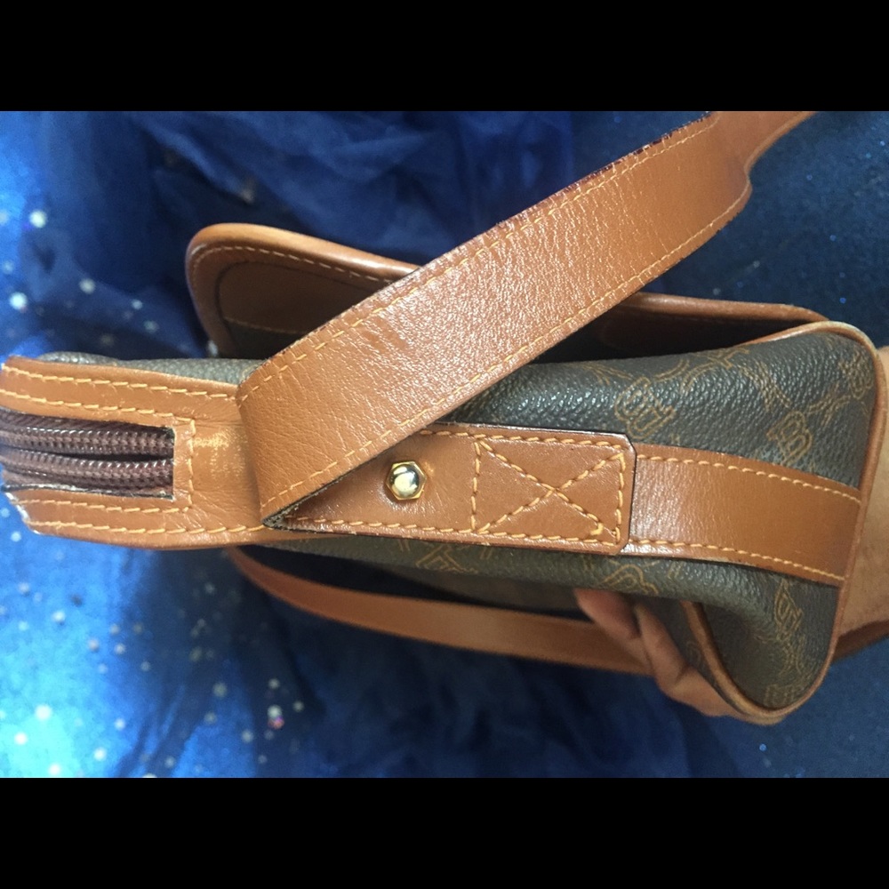 BALLY JACQUARD VINTAGE SWISS Frm ITALY JACQUARD COATED LEATHER Crossbody RARE - Picture 6 of 7